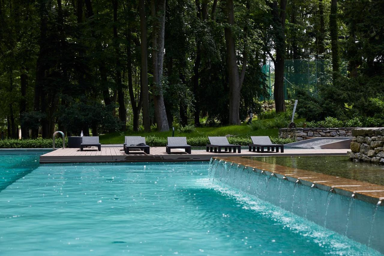 Zamek Ratmerice - Hotel & Resort المظهر الخارجي الصورة