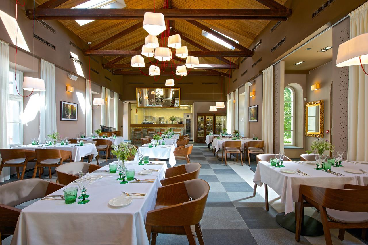 Zamek Ratmerice - Hotel & Resort المظهر الخارجي الصورة