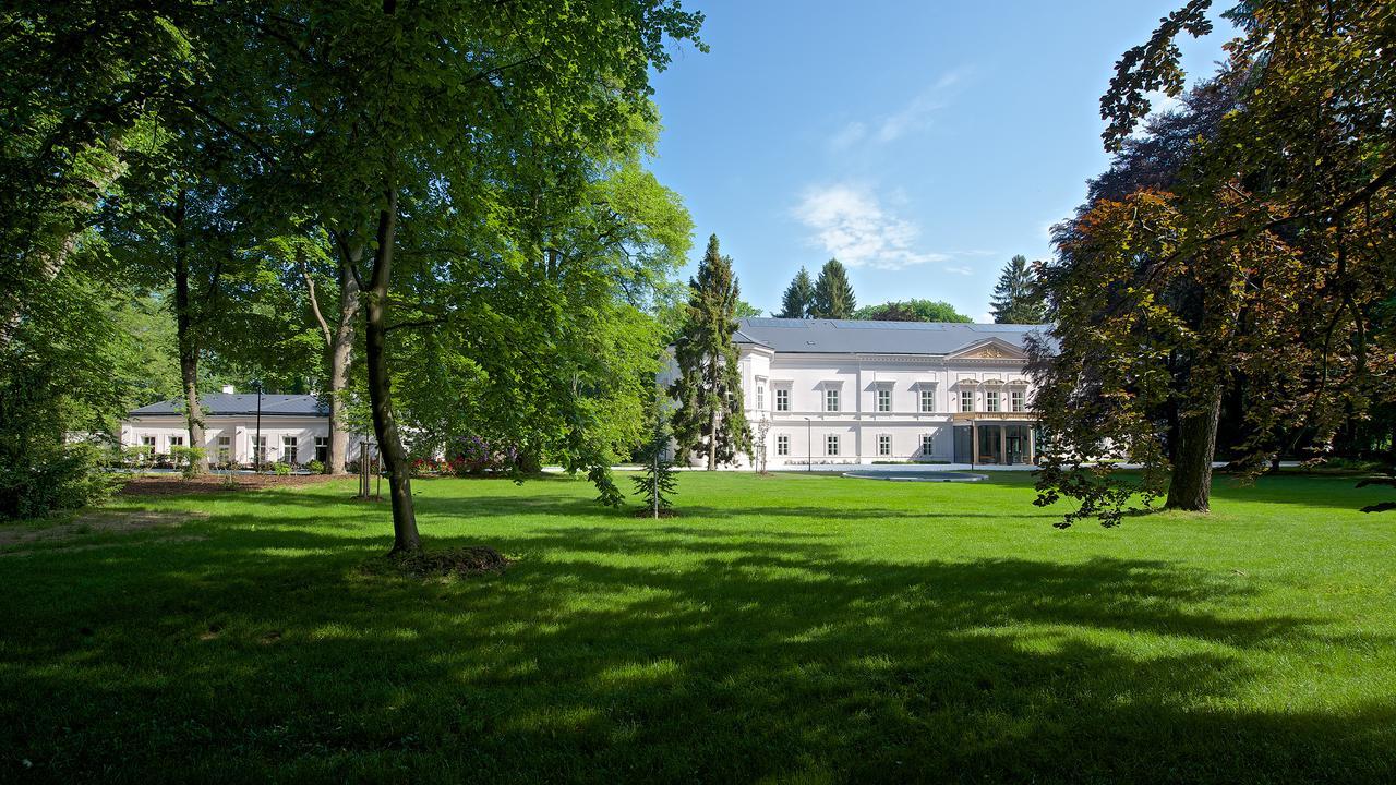 Zamek Ratmerice - Hotel & Resort المظهر الخارجي الصورة