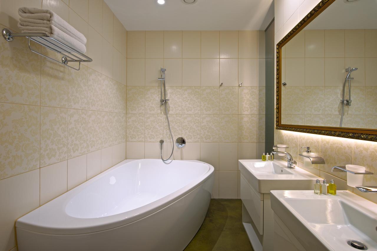 Zamek Ratmerice - Hotel & Resort المظهر الخارجي الصورة