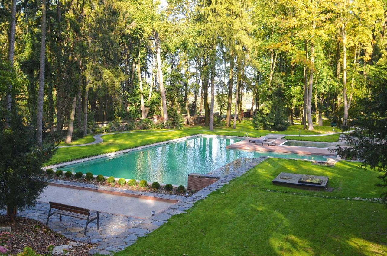 Zamek Ratmerice - Hotel & Resort المظهر الخارجي الصورة